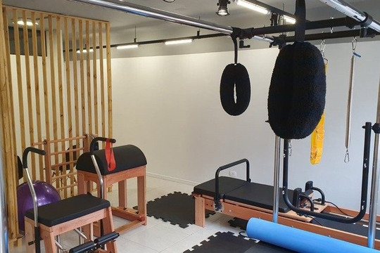 Imagem 1 da galeria do parceiro Amanda Brasil - Pilates e Fisioterapia