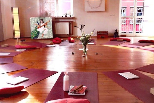 Bild 1 von barefoot-yoga Partnergalerie