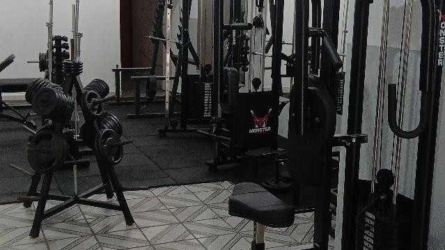Imagem 3 da galeria do parceiro V Strong Fitness