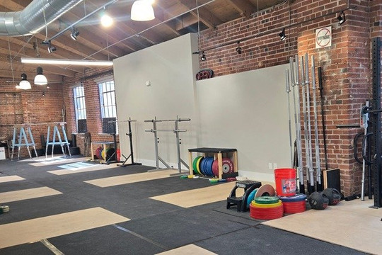 Image 1 from Colorado Weightlifting Club partner gallery
