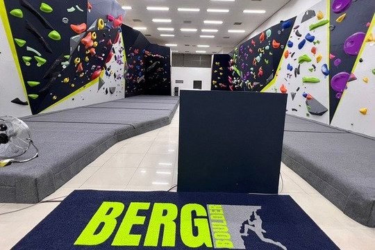 Imagem 1 da galeria do parceiro Berg Boulder Escalada Indoor