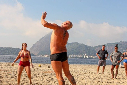 Imagem 1 da galeria do parceiro TREINAMENTO DE FUTEVOLEI