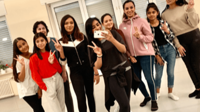 Bild 3 von BollyStep Frankfurt Partnergalerie