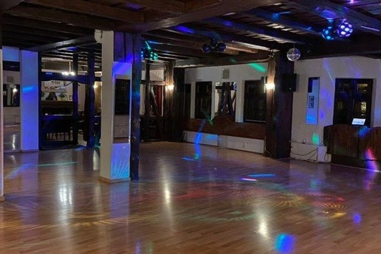 Bild 1 von Tanzsportstudio Hellersdorf Cecilienplatz Partnergalerie