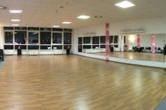 Bild 3 von Tanzsportstudio Hellersdorf Cecilienplatz Partnergalerie