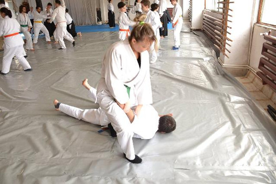 Imaginea 3 din Aikido Brasov galeria partenerului