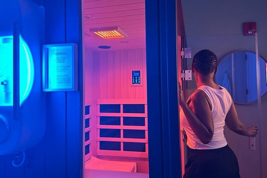 Image 1 from HaloHeat Sauna Studios partner gallery