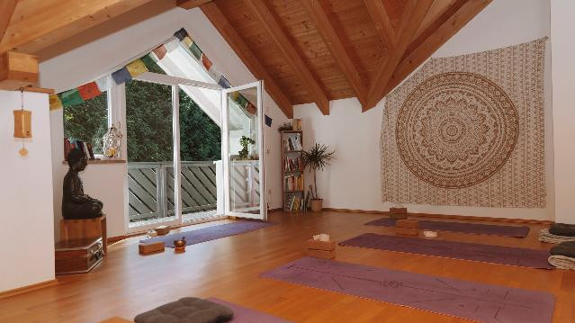 Bild 1 von Stania Yoga Partnergalerie
