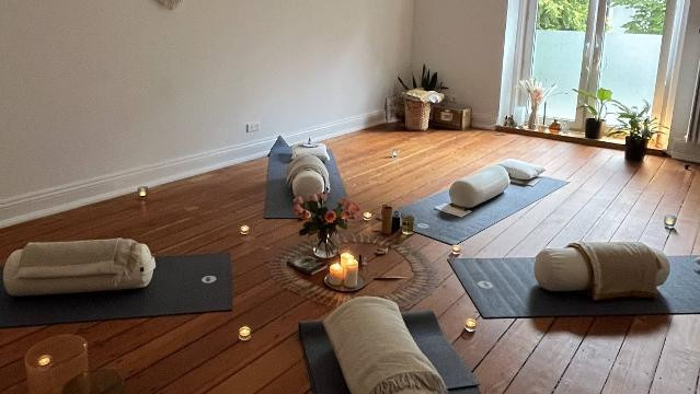 Bild 1 von Marina Pereza - Yoga & Sound Healing Partnergalerie