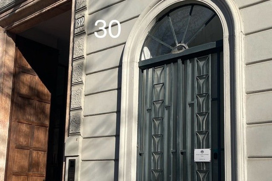 Immagine 2 dalla galleria del partner Vini Yoga Milano - Barbara Gruich