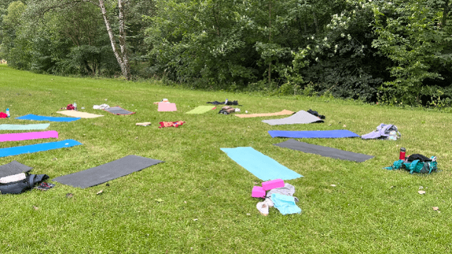 Bild 3 von Colourful Movement Yoga - Kleingarten Klettenberg Partnergalerie