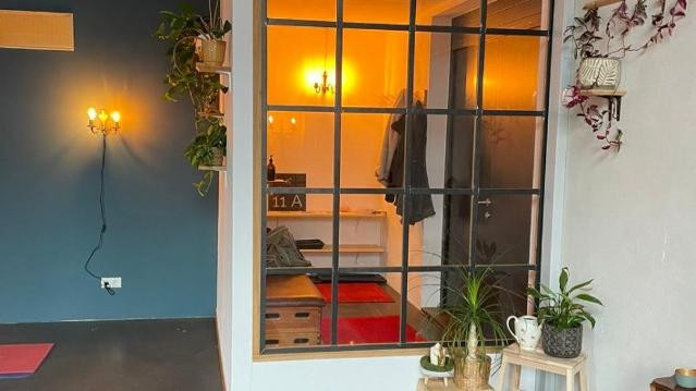 Bild 3 von Yoga Vidya Bamberg Café Zeiten und Wunder Partnergalerie