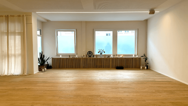 Bild 1 von Jivamukti Yoga Stuttgart Partnergalerie