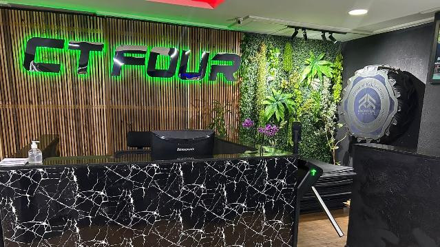 Imagem 1 da galeria do parceiro Academia Four x Four Fitness