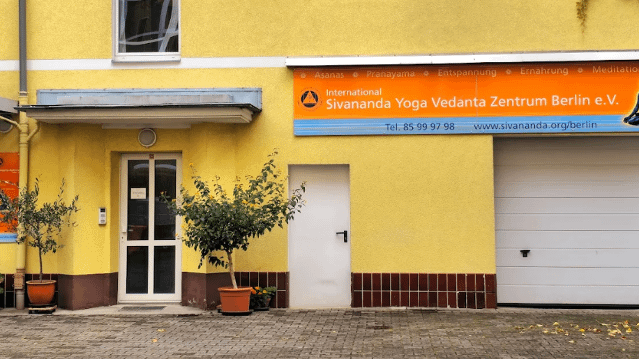 Bild 2 von Sivananda Yoga Vedanta Zentrum Berlin Partnergalerie