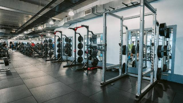 Image 1 from Gym Plus Rathfarnham partner gallery