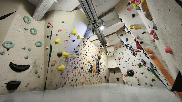 Imagen 1 de la galería del partner Boulder Madrid - Rocódromo de Escalada en Madrid