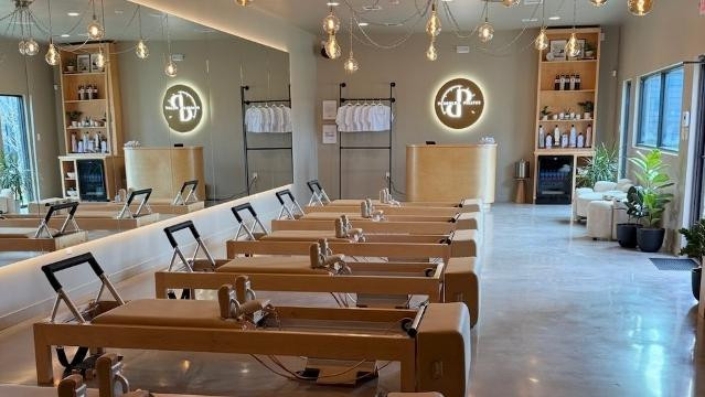 Image 3 from Pendulum Pilates partner gallery