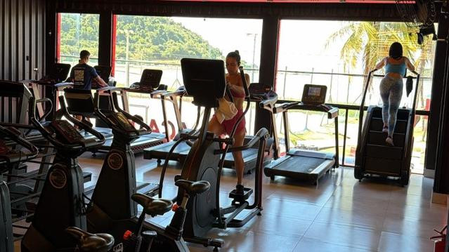 Imagem 3 da galeria do parceiro Mauro Bôto Sports - Piúma