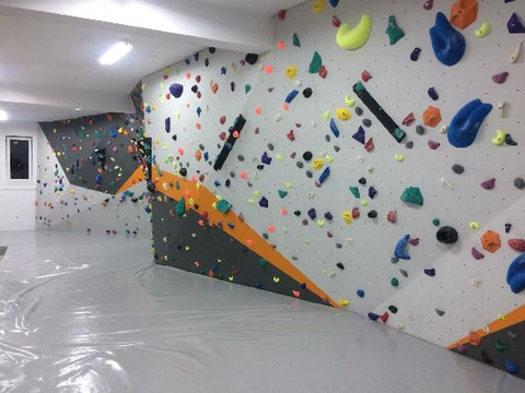 Imaginea 1 din Qbik Climbing Center galeria partenerului