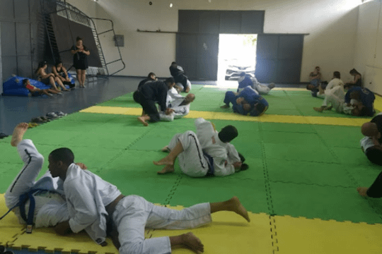 Imagem 1 da galeria do parceiro Artes Marciais Mistas - Professor Clebert Diogo