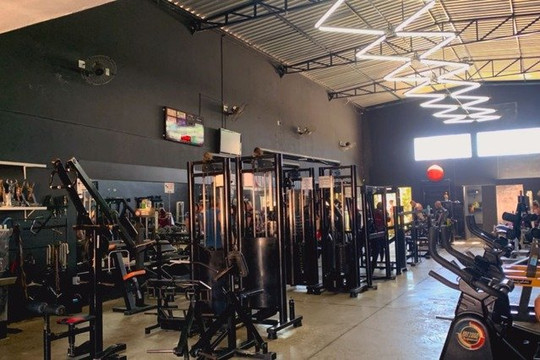 Imagem 2 da galeria do parceiro academia mourão