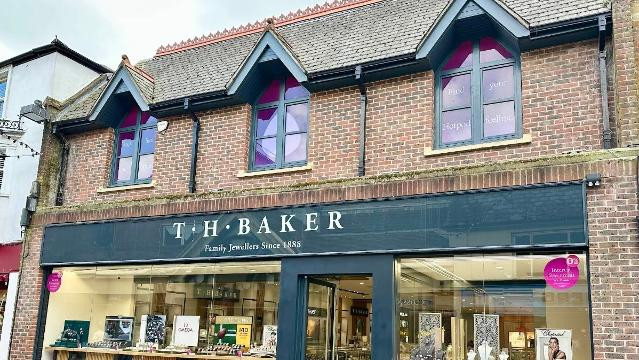 Image 2 from Hotpod Yoga Horsham partner gallery