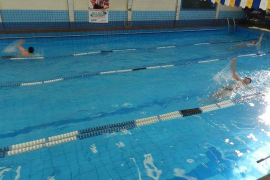 Imagem 1 da galeria do parceiro Escola de Natação e Academia MG
