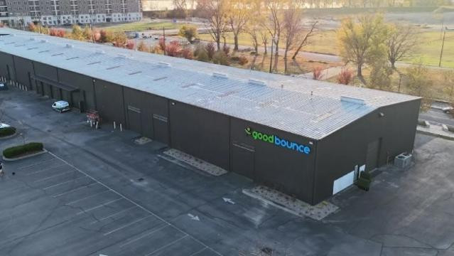 Image 2 from Goodbounce Pickleball Yard Clarksville partner gallery