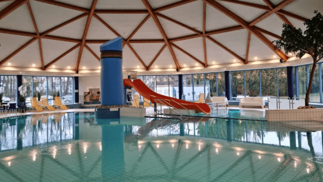 Bild 1 von Arnstädter Sport- und Freizeitbad am Wollmarkt Partnergalerie