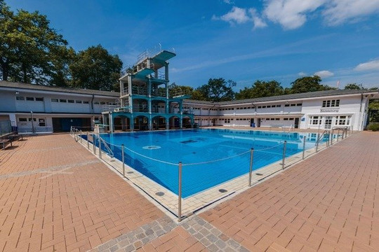 Bild 2 von Freibad Stadion Partnergalerie