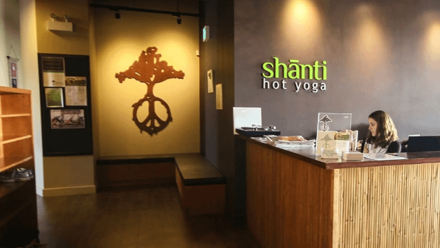 Image 1 de la galerie du partenaire Shanti Hot Yoga Bedford