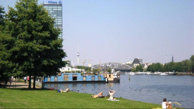Bild 3 von Stretching for Dancers – Treptower Park (Outdoor) Partnergalerie