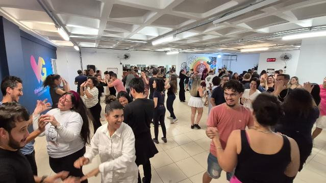 Imagem 1 da galeria do parceiro Escola de Dança Vinícius Gomes