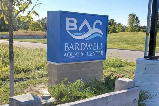 Image 2 from Doctor Susan Bardwell Aquatic Center partner gallery