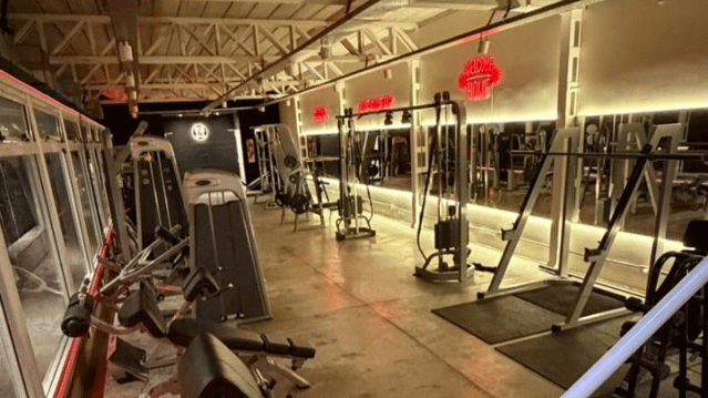 Imagen 1 de la galería del partner Nova Padel Center - Padel - Gimnasio - Pilates