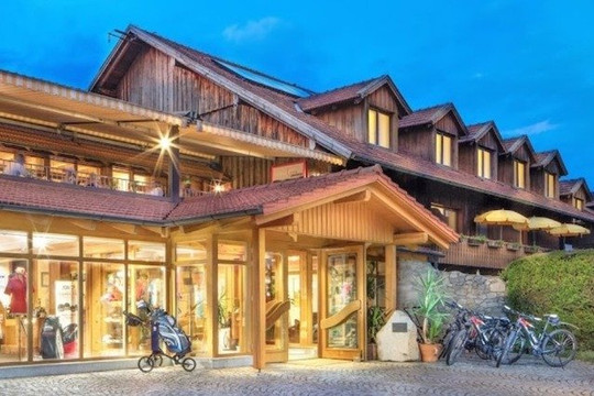 Bild 2 von Donau Golf Club Passau-Raßbach Partnergalerie