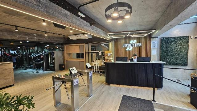 Imagen 2 de la galería del partner Jockey Gym - Norte
