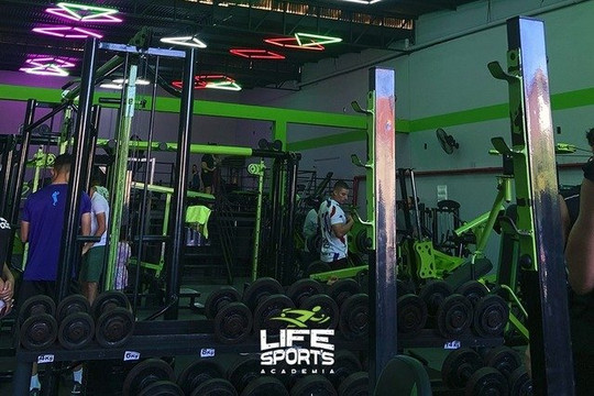 Imagem 1 da galeria do parceiro Academia Life Sports