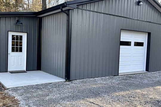 Image 2 from Hottie Hut Fitness Boutique partner gallery