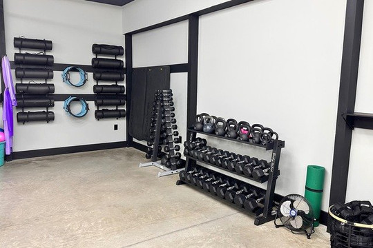 Image 1 from Hottie Hut Fitness Boutique partner gallery