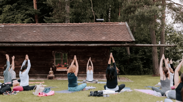 Bild 2 von Yoga- und Psychotherapie Zentrum Renate Heiss Partnergalerie