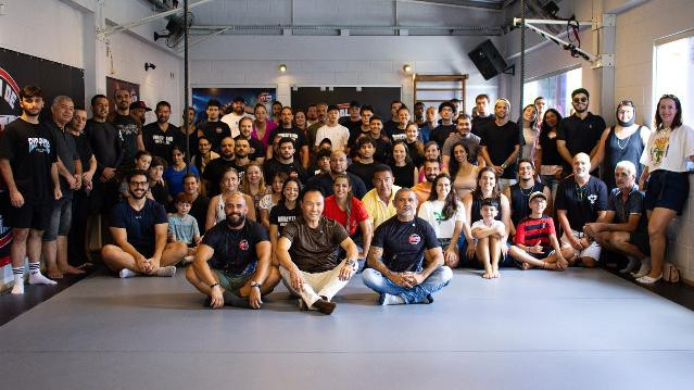 Imagem 1 da galeria do parceiro Escola de Luta Olímpica