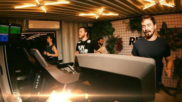 Imagem 1 da galeria do parceiro Run Club Container