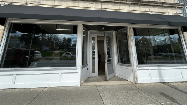 Image 2 from Qi Studio partner gallery