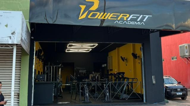 Imagem 2 da galeria do parceiro PowerFit Academia