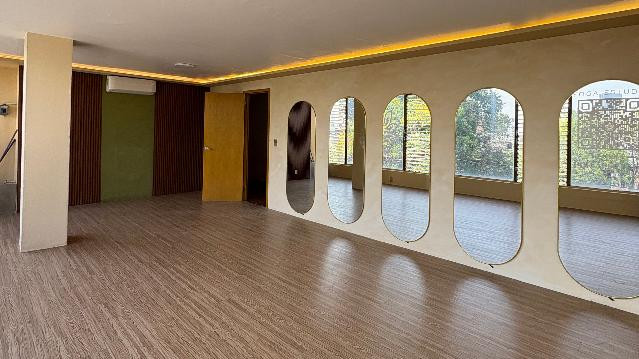 Imagen 2 de la galería del partner Cuerpo Raíz Yoga Estudio