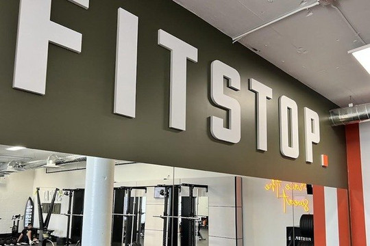 Image 1 from Fitstop Hermosa Beach partner gallery