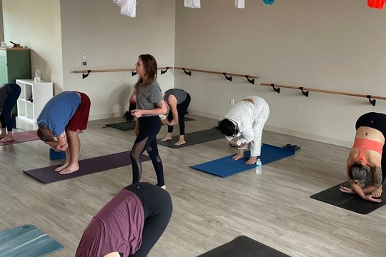 Image 3 from West Park Yoga & Movement partner gallery