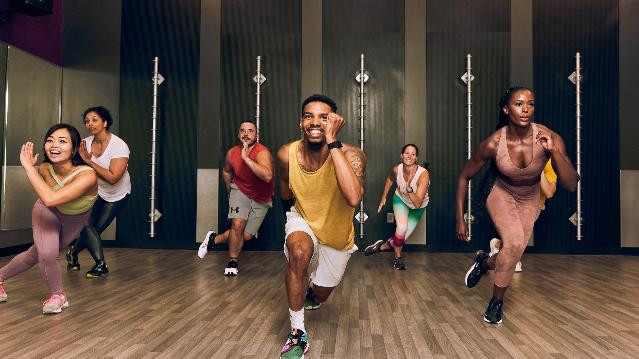 Image 3 from Crunch Fitness - Laredo, TX partner gallery